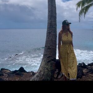 ADORABLE Free People backless dress. Super comfy. Worn once. Size Med